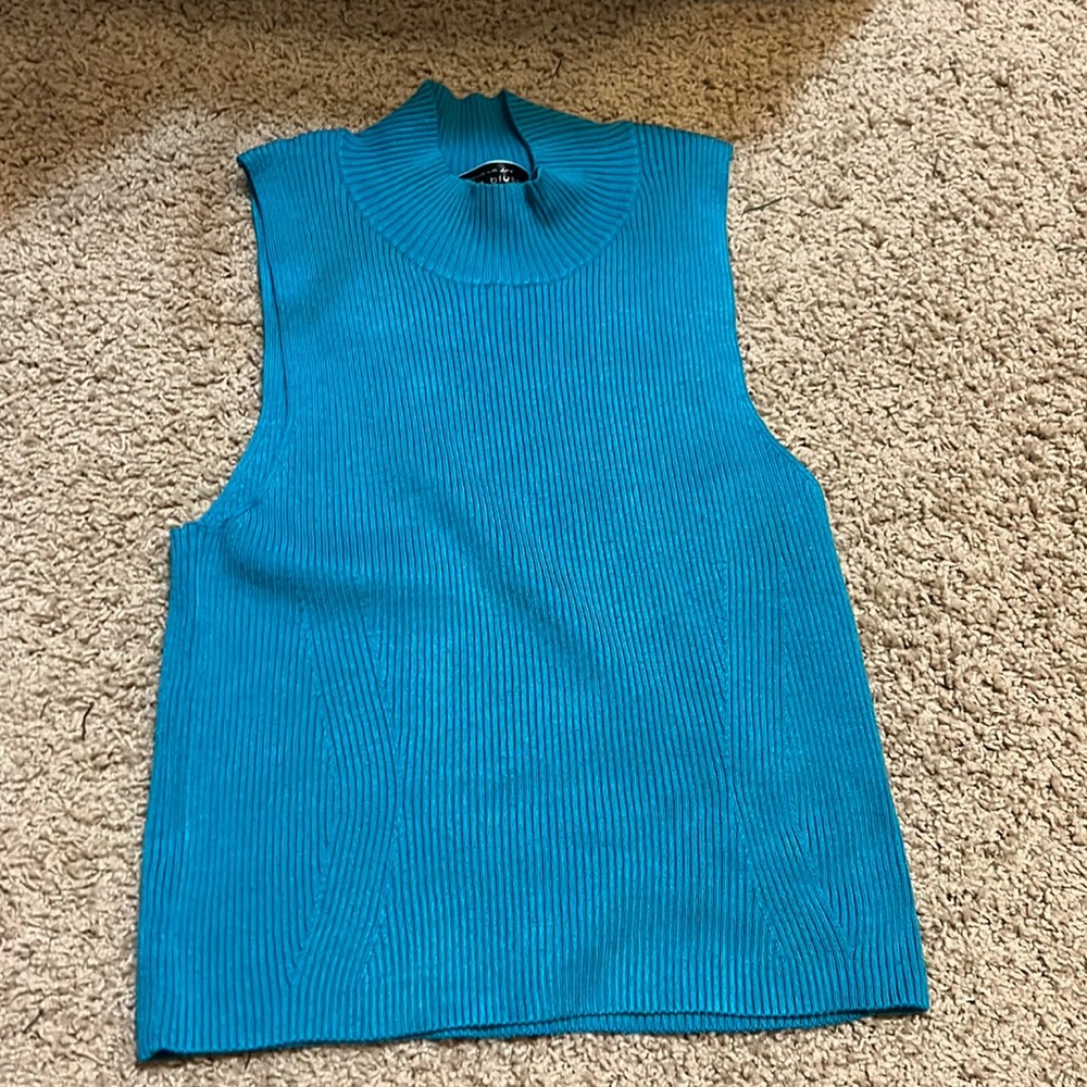 Blue blush turquoise sweater top